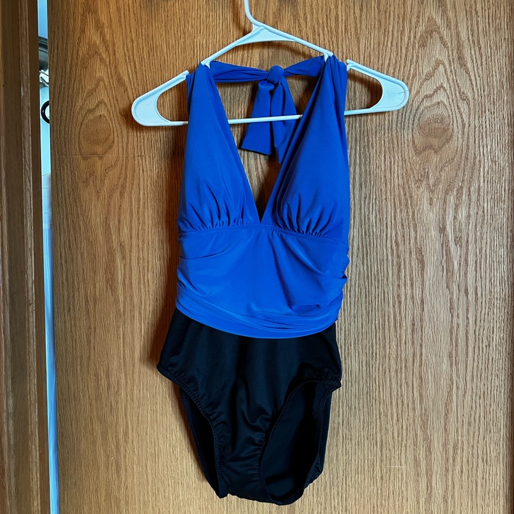 Magicsuit by Miraclesuit NEW w/tags, size 10